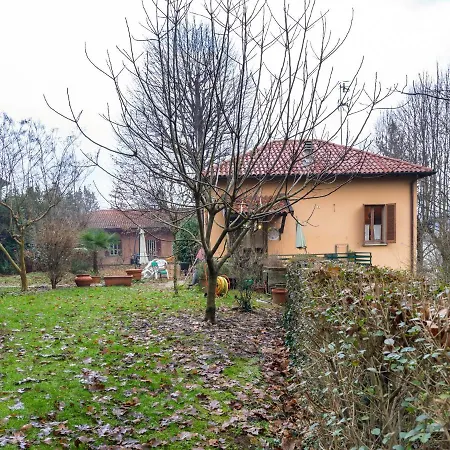 Colourful Holiday In Castelletto Ticino With Jacuzzi Casa vacanze Castelletto sopra Ticino