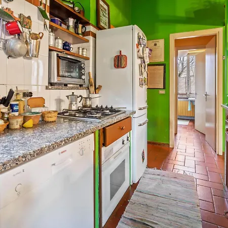 Colourful Holiday In Castelletto Ticino With Jacuzzi Casa vacanze *
