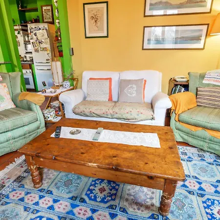 Colourful Holiday In Castelletto Ticino With Jacuzzi Casa vacanze