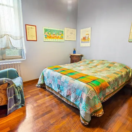 Casa vacanze Colourful Holiday In Castelletto Ticino With Jacuzzi Castelletto sopra Ticino
