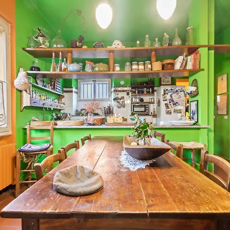 Colourful Holiday In Castelletto Ticino With Jacuzzi Casa vacanze